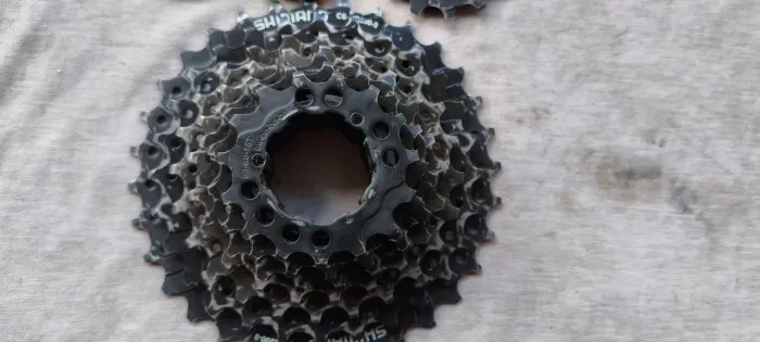 Cassete Shimano CS-HG200-9
