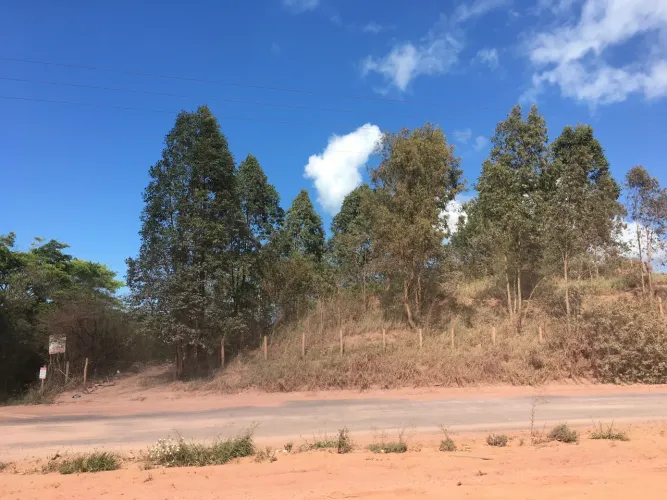Terreno escriturado na ES 388 - Rodovia Aryton Senna