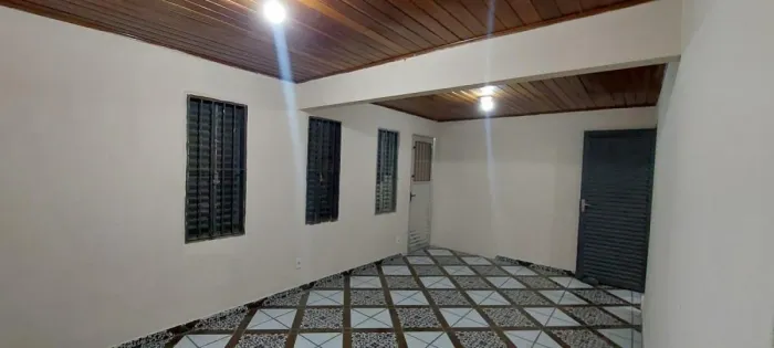 BIA44 - EXCELENTE CASA A VENDA EM FAZENDA GRANDE II