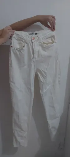 Calça jeans lavagem branca
