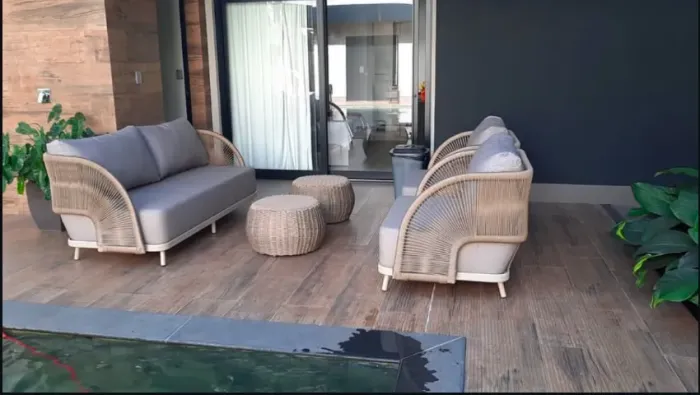 SOFÁ PARA PISCINA/ JARDIM