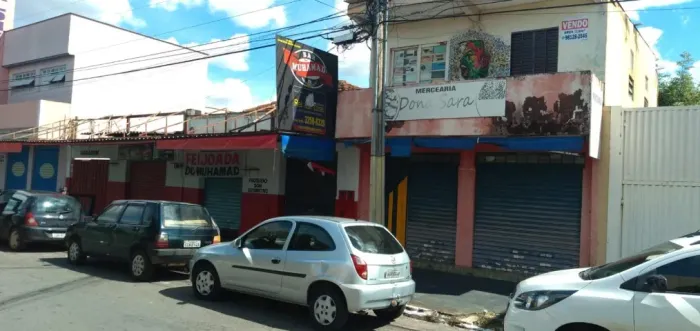 Área Campinas - com Sobrado e dois pontos comerciais. Gabarito 3