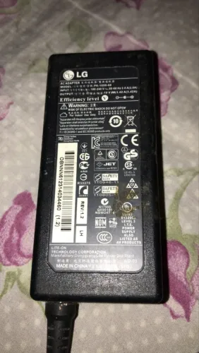 carregador de notbook lg original