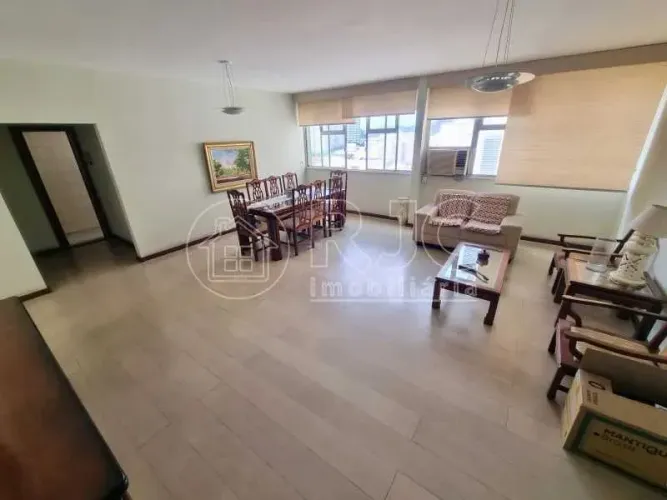 Imóvel para venda possui 118 metros quadrados com 3 quartos em Tijuca - Rio de Janeiro - R