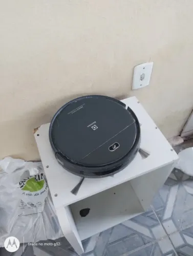 Aspirador de pó robô que recarrega só 