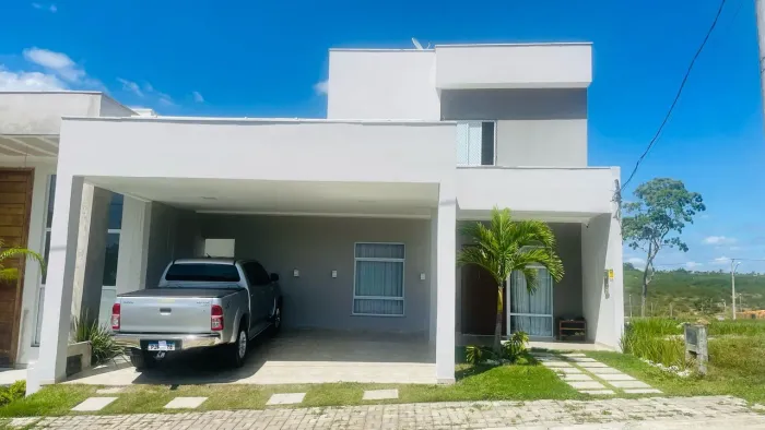 Vendo casa com piscina de 3 suítes no Brisas ville