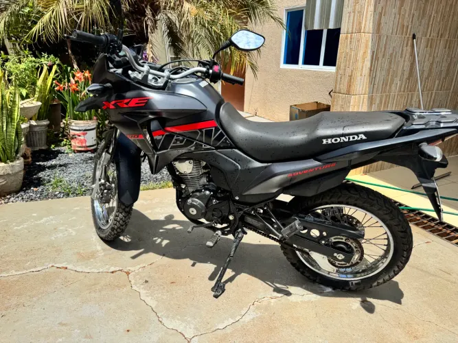 XRE 190 praticamente zera