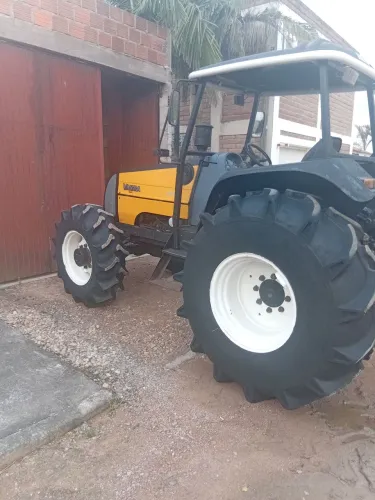 Valtra bm100