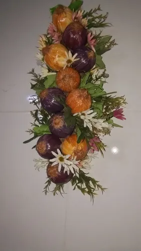 Arranjo de cebolas roxa e vermelha realista