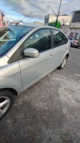 Ford Focus 1.6 S/se/se Plus Flex 8v/16v 5P 2011