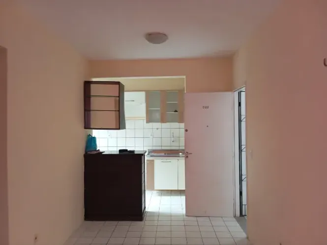 Alugo Apartamento(Condo. Solar do Bosque) 2 quartos, coz. americana e uma vaga de garag