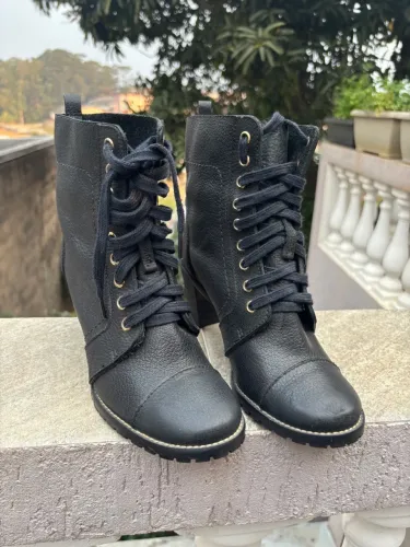 Bota Coturno Feminina Preta