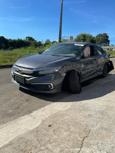 Honda Civic 2018 - Peças para venda