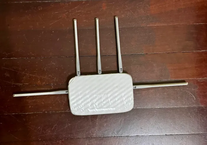 Roteador TP-Link Archer C60 1350Mbps - 5 Antenas 5 Portas