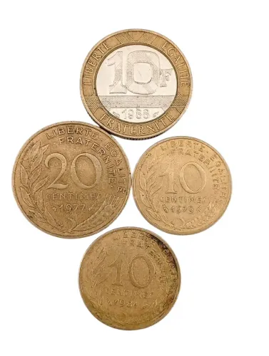 Moedas antigas francesas valores e datas diferentes