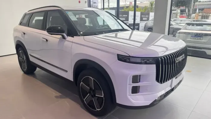 Jaecoo 7 / J7 Luxury 1.5 TB 16V AUT 5P (híbrido) 2026