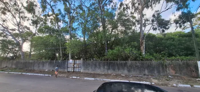 VENDO TERRENO GIGANTE NO VILLAGE CAMPESTRE