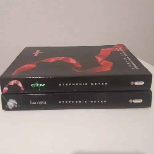 Livros da Saga Crepúsculo - Stephenie Meyer