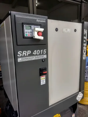 Compressor de Parafuso SRP 4015 15HP 230L 51pcm Trifásico com garantia