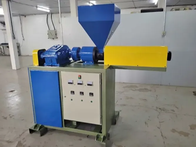 Extrusora 60mmm ( PVC Flexível)