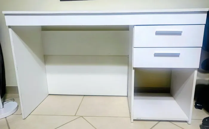 Escrivaninha de estudo ou home office 