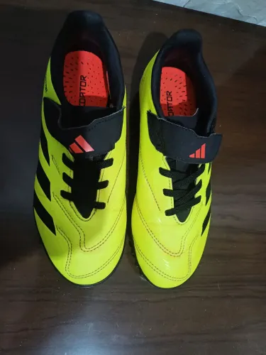 Chuteiras Adidas Predator Infantil - Campo