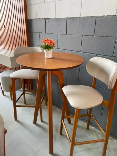 BISTRÔ COM 2 BANQUETAS (NOVA)