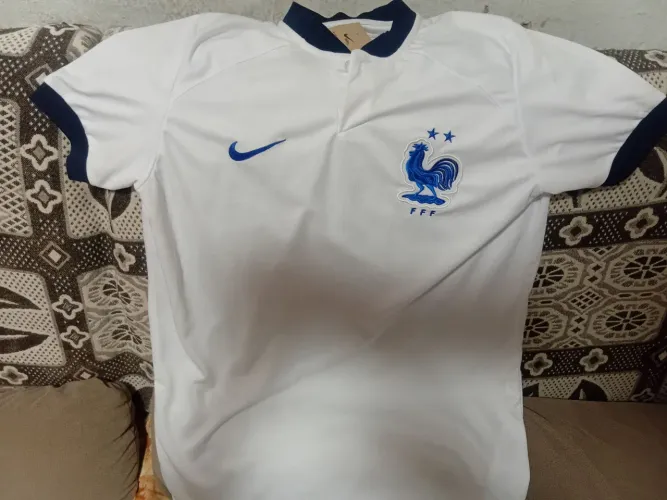 Linda camisa da França de passeio M