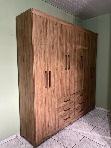 Guarda-Roupa