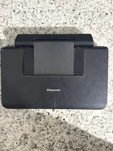 DVD Player Portátil Panasonic DVD-LS86 com Tela LCD
