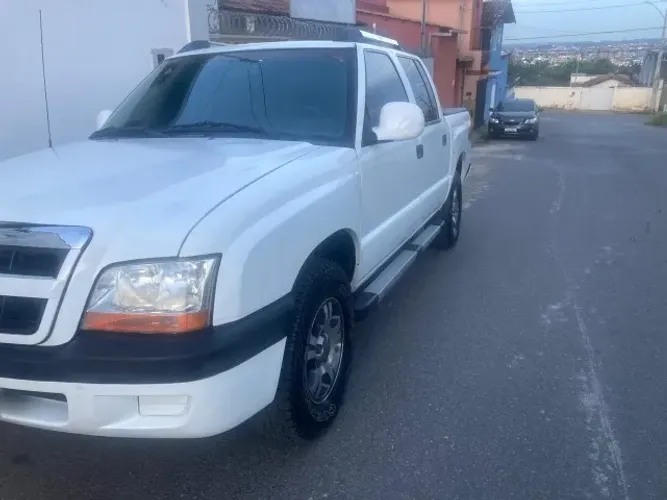 Chevrolet S10 Pick-up STD 2.8 4X4 CD TB Int.dies. 2001