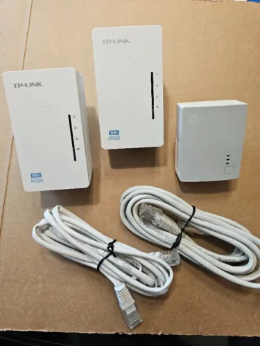TP-Link AV500 Powerline Wi-Fi | Kit Completo com 3 Adaptadores | Internet pela Rede Elétri