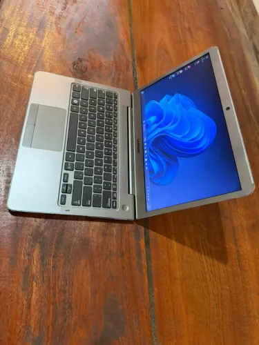 Notebook Samsung Ultrabook Intel i5 SSD 256GB 6GB memoria Perfeito !