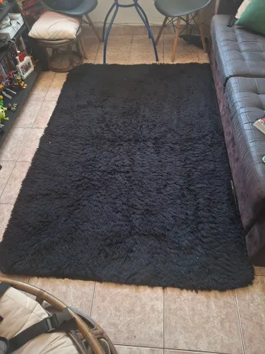 Tapete preto felpudo