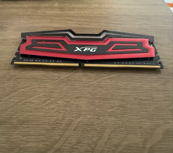 Memória RAM XPG Adata 8GB DDR4 2400MHz