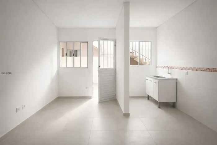 Casa para Locação em São Paulo, Vila Gustavo, 1 dormitório, 1 banheiro