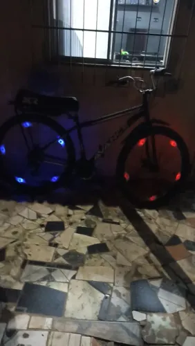 Bicicleta Aro 29 com defeitos