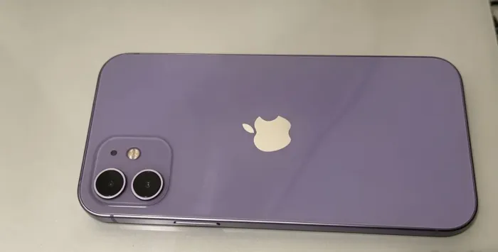 iPhone 12 