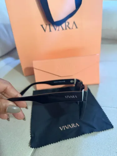 Óculos Vivara novinho 3 meses de comprado, 280,00 pra vender logo!
