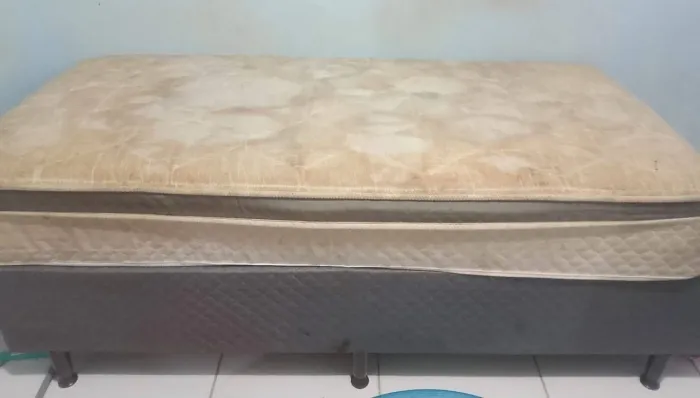  Cama solteiro 
