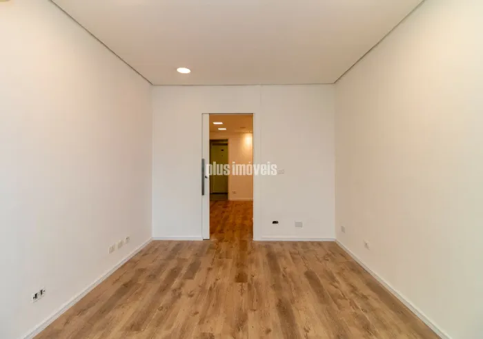 Conjunto Comercial em Jardim Paulista com 48m²