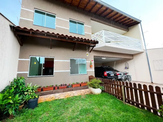 Sobrado - Jd. Monte Sinai 255m² de construção