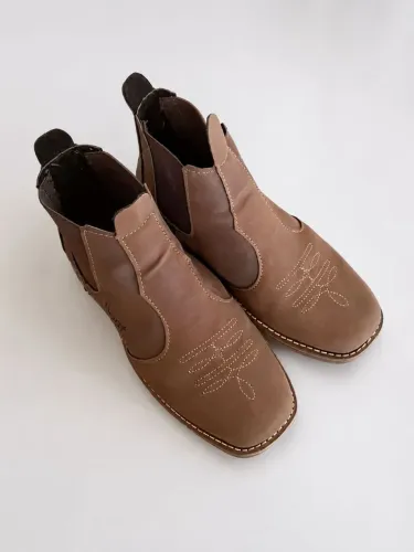 Bota infantil 34