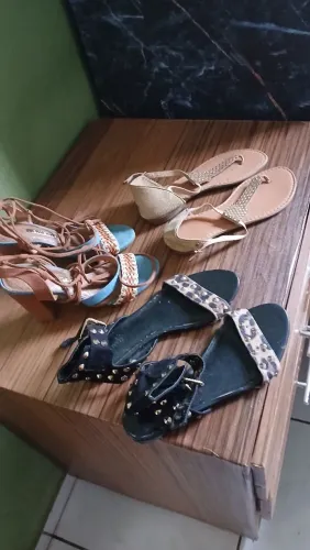Sandália e sapatos