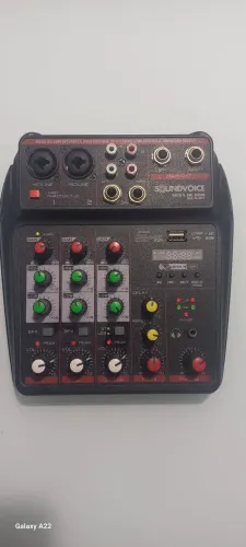 Mesa de som MC4-BT
