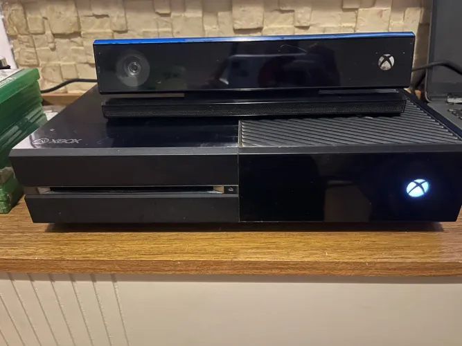 Xbox One + Controle + Kinect + Jogos
