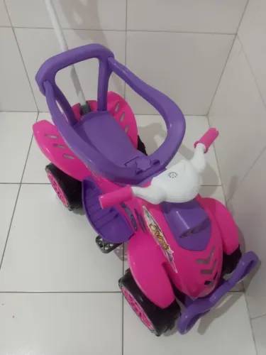 Carro calosita rosa menina valor R$280 forma de pagamento pix ou dinheiro em espécie 