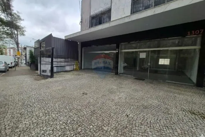 LOJA COM 540M² - TEIXEIRAS - ESTACIONAMENTO FACILITADO