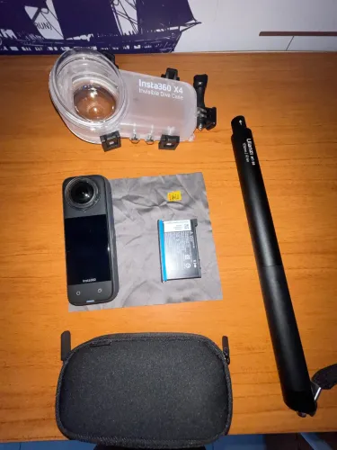 Insta 360 X4 completa