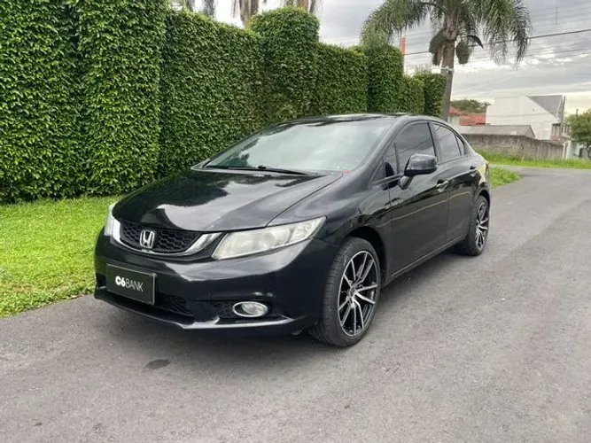 Honda Civic Sedan LXS 1.8/1.8 Flex 16V Aut. 4P 2013